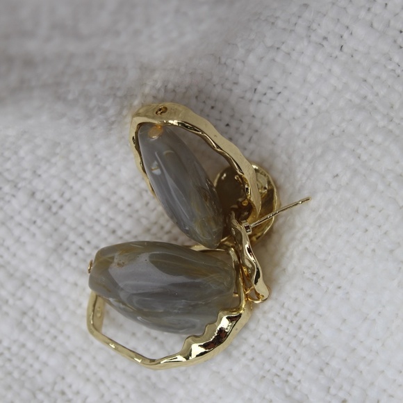 Sterling Silver "Winter" Drop Stone Pendants with Gold Casing - Picture 6 of 13